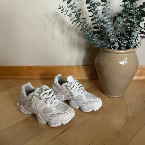 New Balance 9060 GS White Sneaker Shoe Sea Salt and Linen - Picture 2 of 10